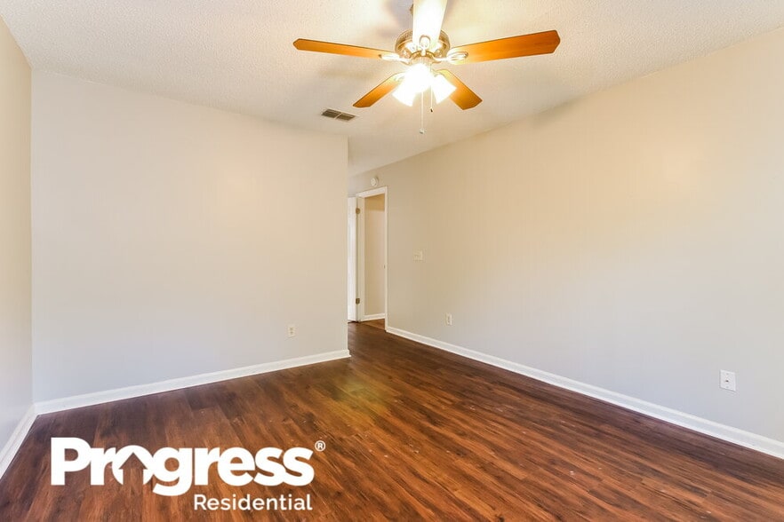 Building Photo - 2891 Sandy Beach Ln