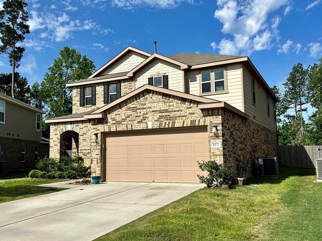 Building Photo - 1172 Clonmore Ct