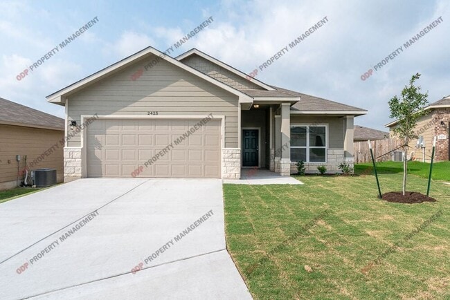 Building Photo - 2425 Bellmont