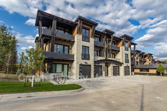 Building Photo - 317 Akers Ln