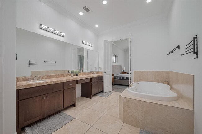 Building Photo - 14426 Kingston Cove Ln