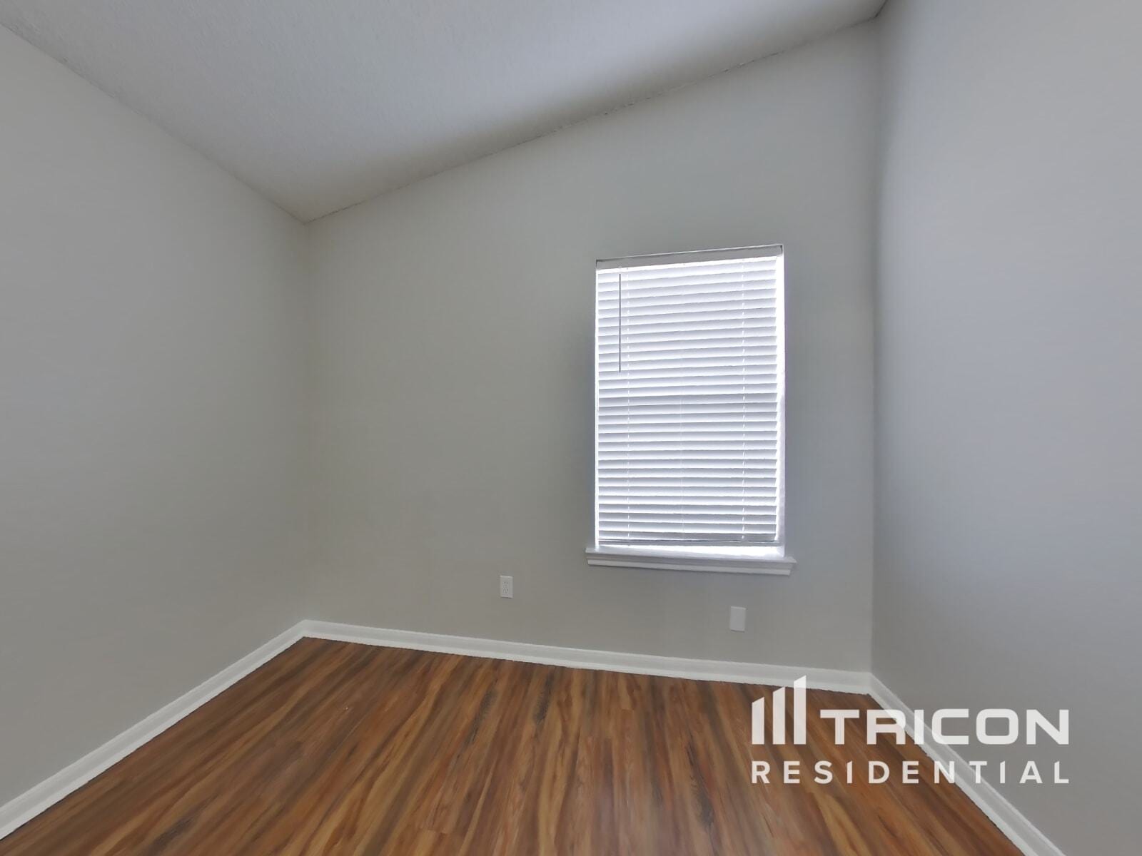 Building Photo - 3142 Boynton Dr