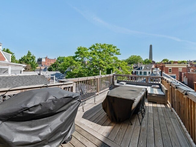 Building Photo - 83 Main St