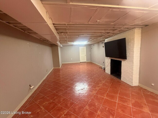 Building Photo - 2507 Alanmede Rd