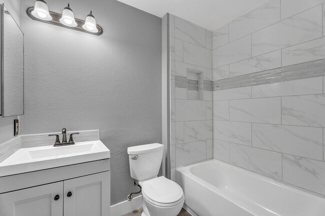 Building Photo - 74 Cedro Cir