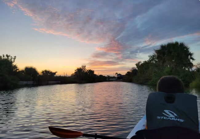 Building Photo - 1621 NE 17th Terrace