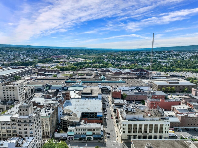 Building Photo - 115 Penn Ave