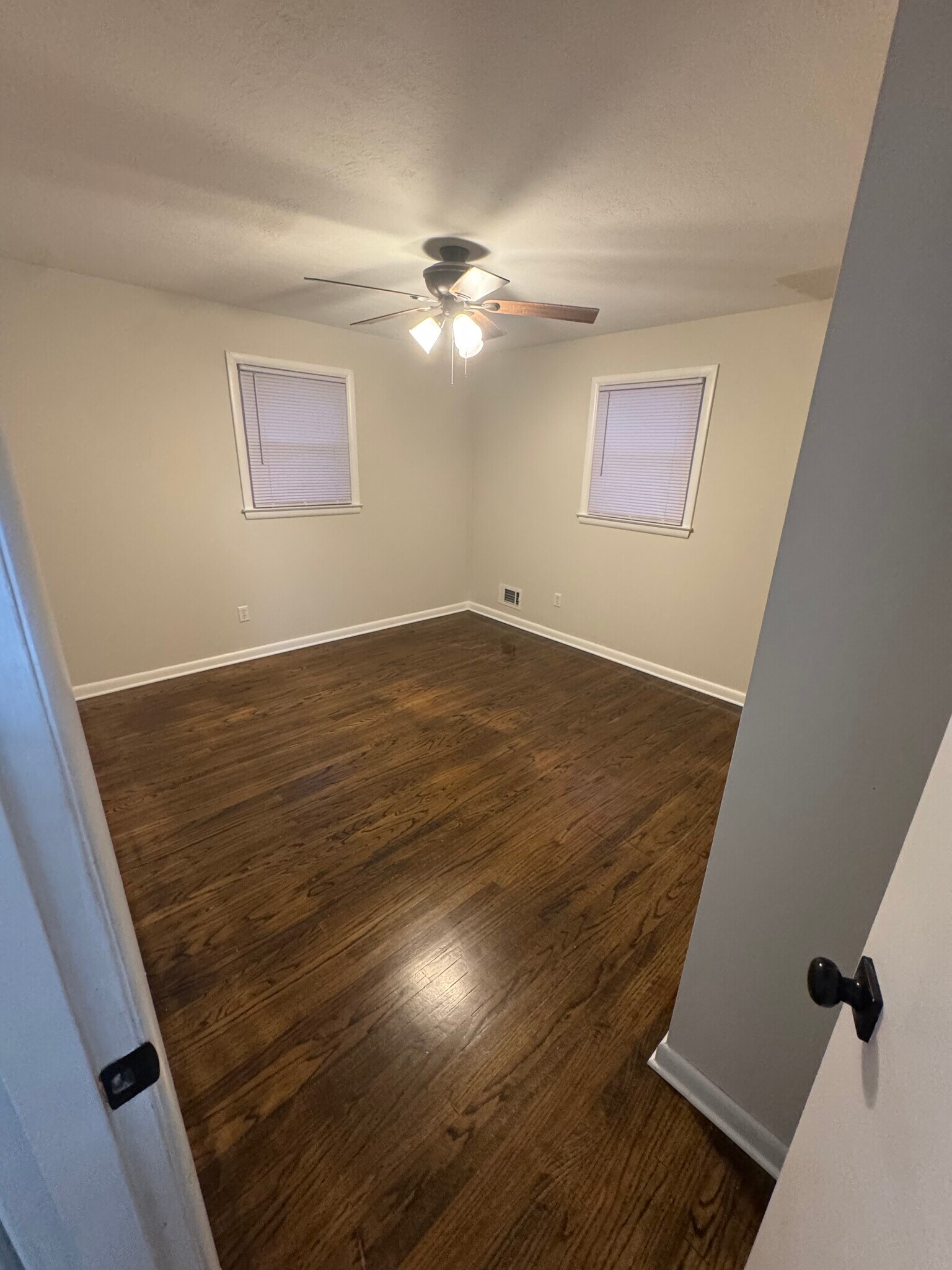 Room #2 - 7903 Canna Dr