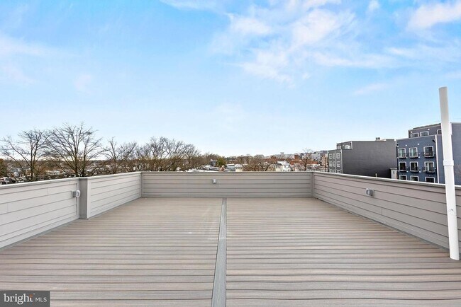 Building Photo - 5404 4th St NW