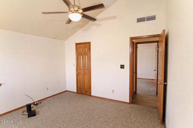 Building Photo - 11532 Tom Ulozas Dr
