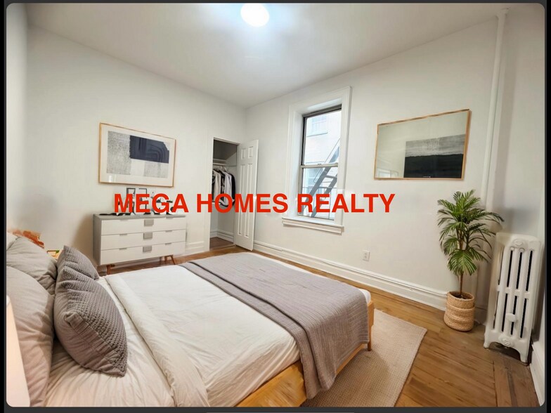 Building Photo - 3707 36th Ave