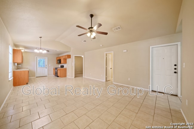Building Photo - 280 Rosalie Dr