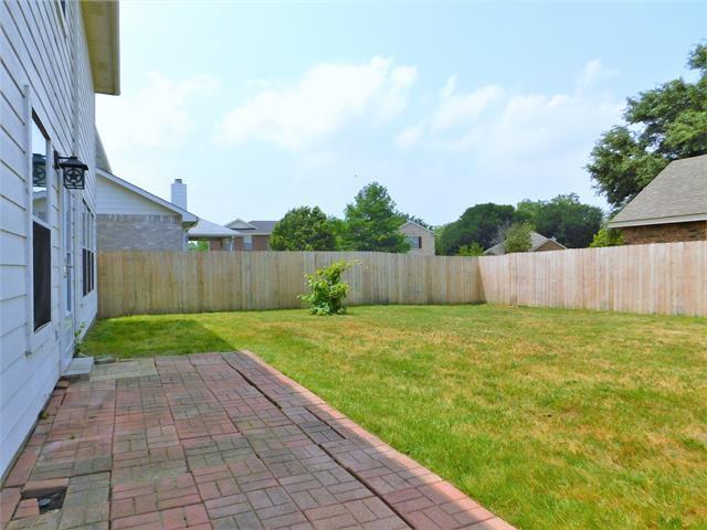 Building Photo - 1107 Mockingbird Dr