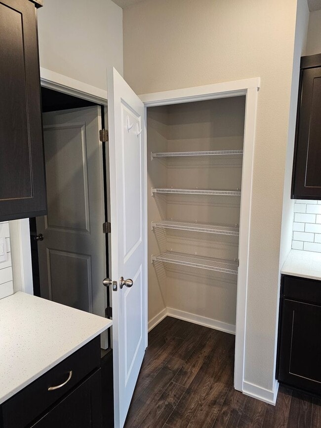 Building Photo - Spacious recently built home just west of Waukee!