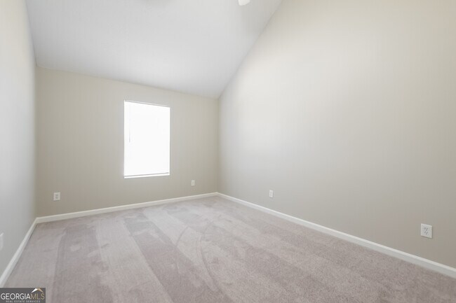 Building Photo - 35 Summer Breeze Ct