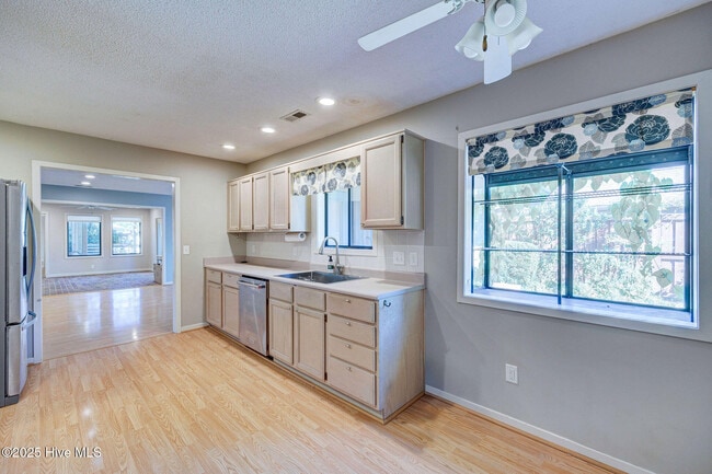 Building Photo - 1205 2 Mile Cir W