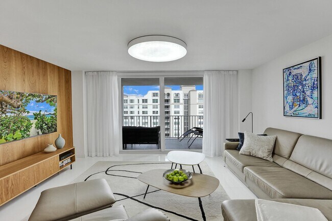 Building Photo - 3606 S Ocean Blvd