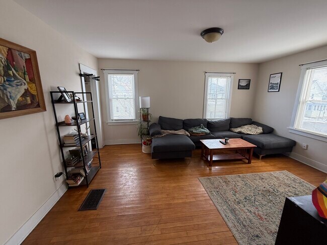 Building Photo - 245-249 North Ave