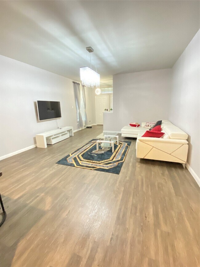 Building Photo - 17151 Cory Cornel Ln