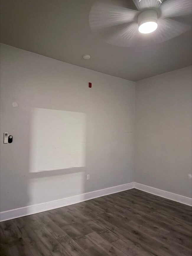 Building Photo - 1834 N 22nd St