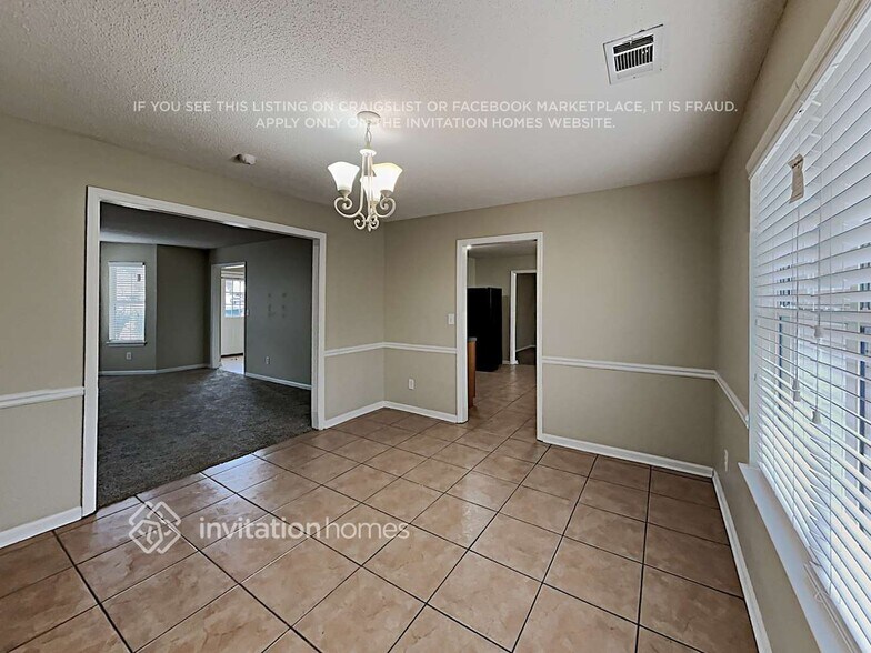 Building Photo - 3669 Buffalo Ct