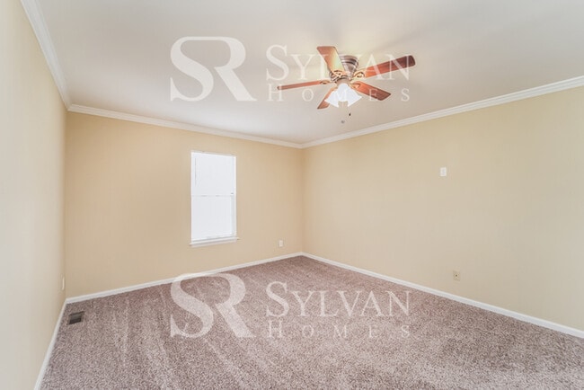 Building Photo - 8919 Vicksburg Rd