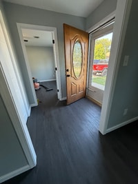 Building Photo - 2944 Indianola Dr