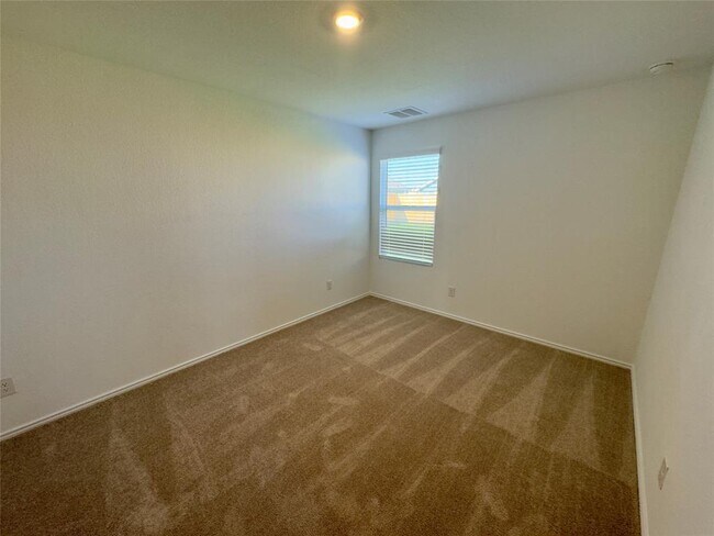 Building Photo - 2210 Cyclone Dr