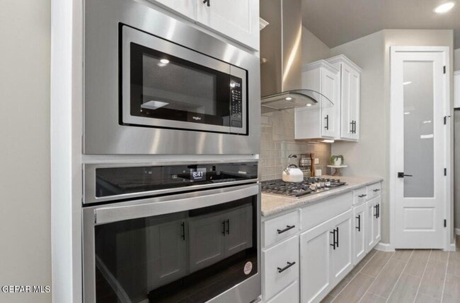Building Photo - 257 Adamtowne Dr