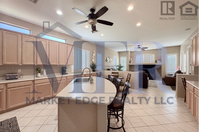 Building Photo - 3Bed/2.5Bath Home at Guadalupe/Crismon Rd! $399 MOVE-IN SPECIAL! Ready for Immediate Move-In!