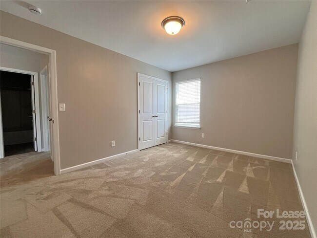 Building Photo - 432 Winecoff Woods Dr NW