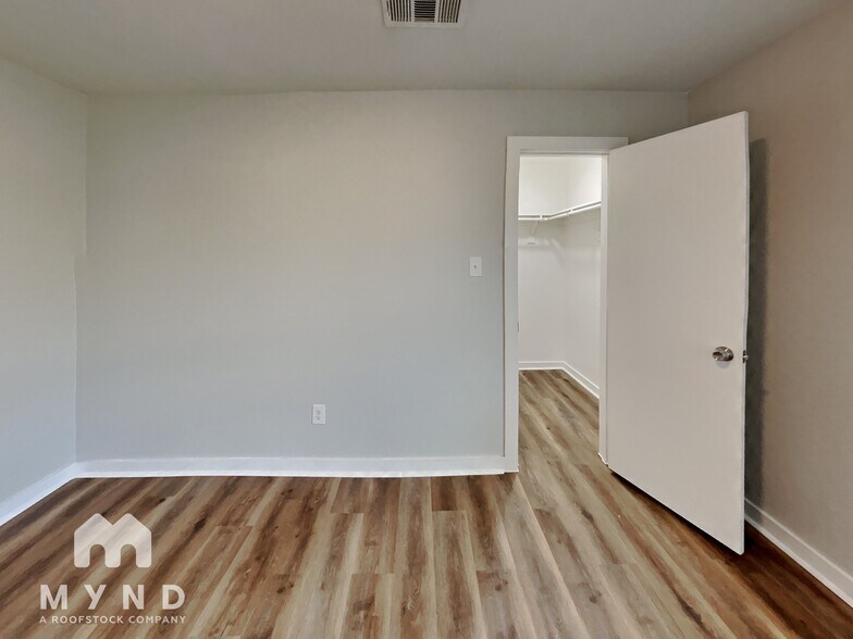 Building Photo - 4201 Andrea Ln