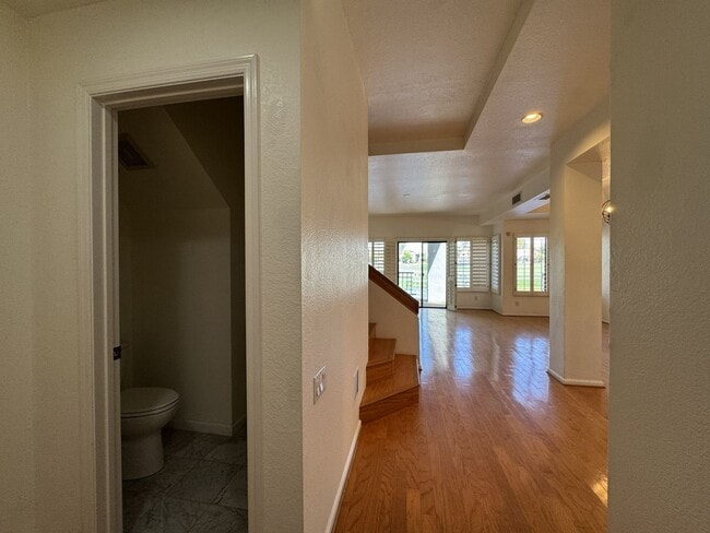 Building Photo - 7272 E Gainey Ranch Rd