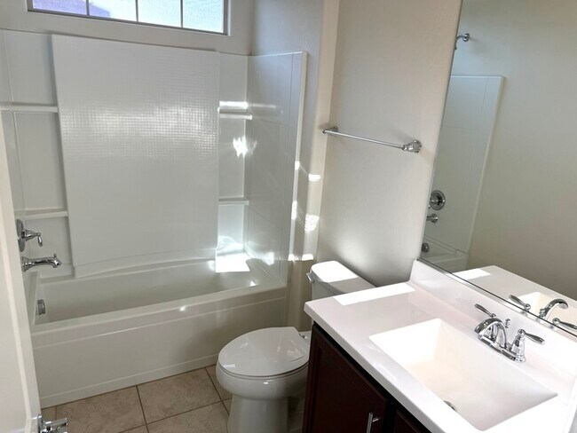 Building Photo - Beautiful 4BR/3BA single-story home in Harvest Queen Creek! Built in 2021 with 2,306 SF, den, che...