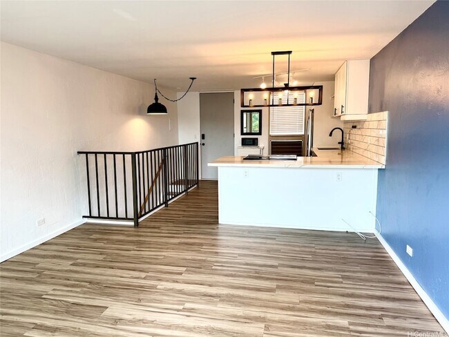Building Photo - 68-090 Au Street Unit 308E