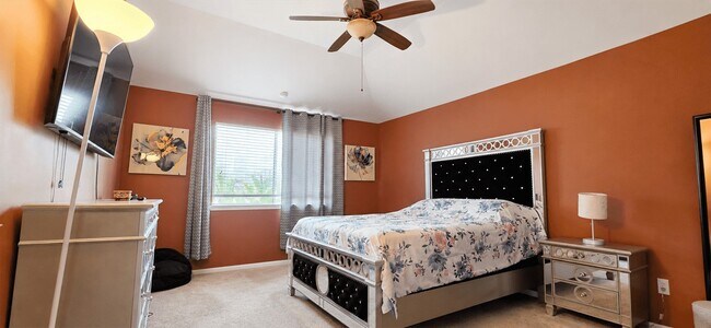 Building Photo - 29122 Foxingham Cir