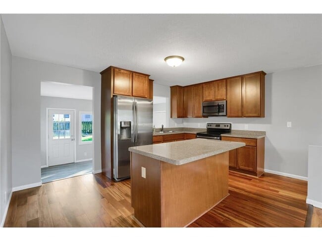 Building Photo - 2586 Martin Way