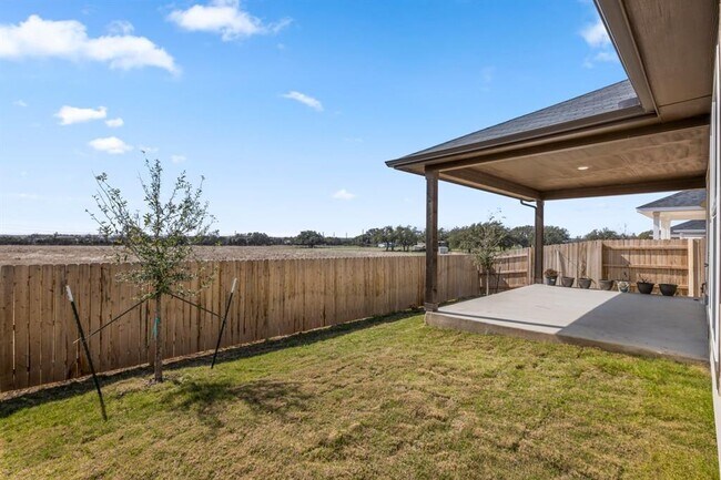 Building Photo - 113 Copper Lily Dr