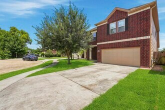 Building Photo - 2410 Ranna Ct