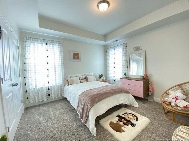 Building Photo - 140 Verdmont Dr