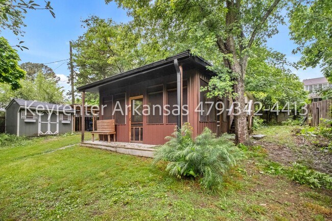 Building Photo - Classic Fayetteville Charm Near Dickson Street with Stunning Outdoor Space