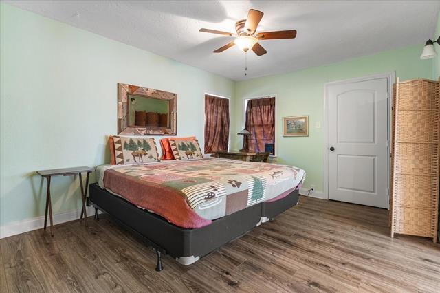 Building Photo - 259 Hiland Ln