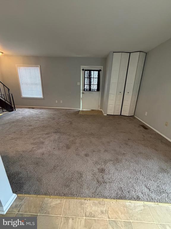 Building Photo - 153 Hammershire Rd