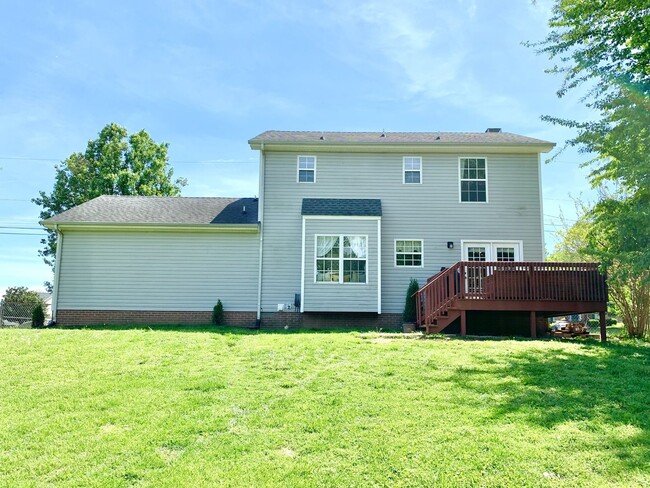 Building Photo - 873 Gordon Pl
