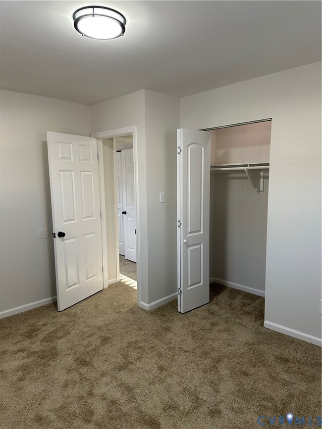 Building Photo - 9015 Covewood Rd