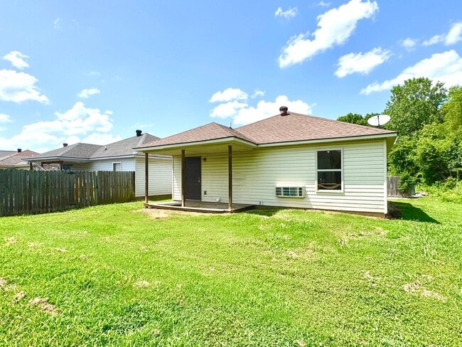 Building Photo - 2/2 Patio Home in Sulphur Rock