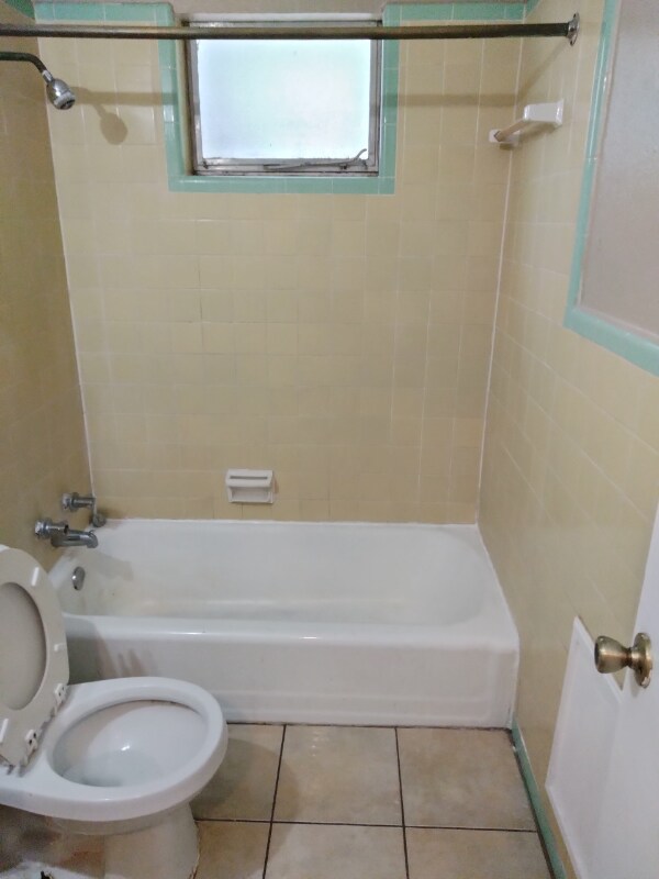 Building Photo - 3701 Sleeper Ave