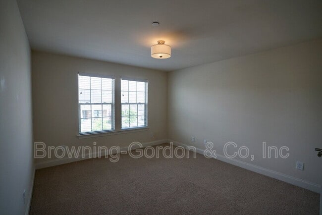 Building Photo - 797 Ravensdowne Dr