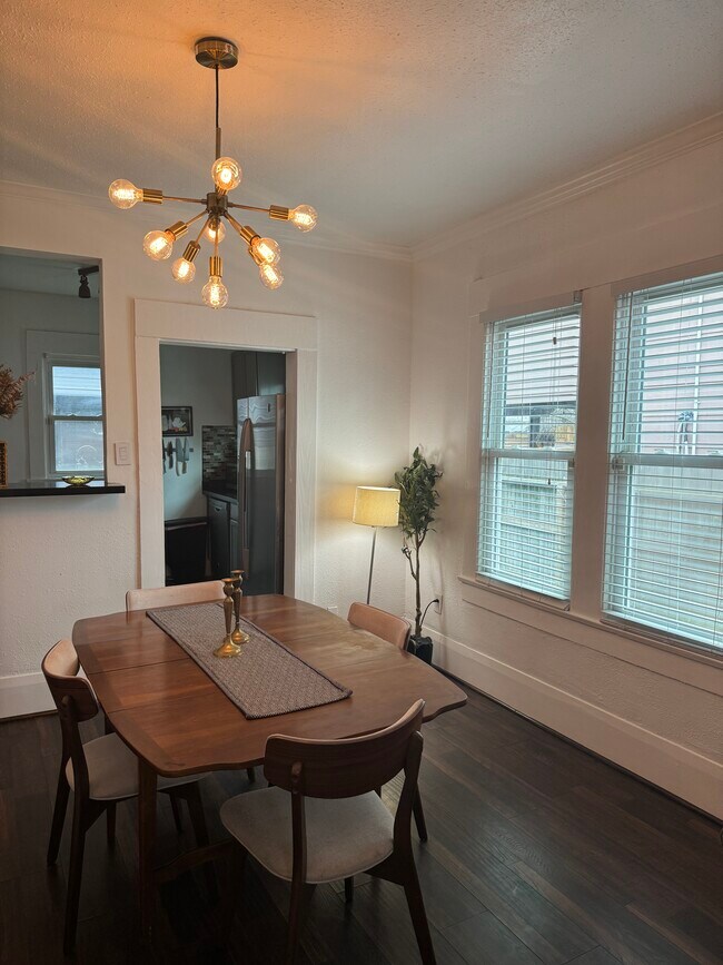 Building Photo - 5006 Hardy St