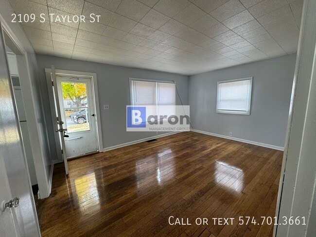 Building Photo - 2109 S Taylor St